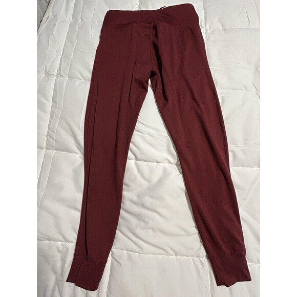 PUMA Women's Classics High Rise Joggers, Red Wine Large - Picture 4 of 6